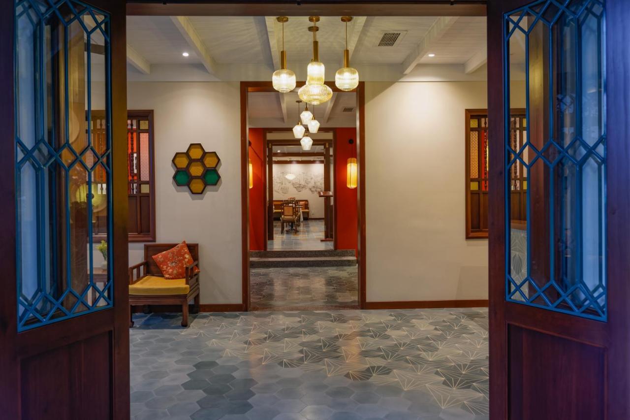 Cozy Savvy Boutique Hotel Hoi An Exteriér fotografie Interior of the hotel